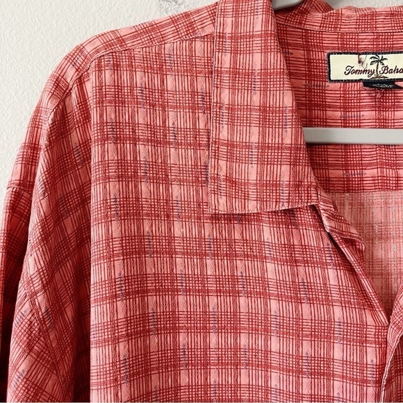 Tommy Bahama Men’s 100% Silk Coral Plaid Short Sleeve Button Front Shirt XL - Picture 2 of 7